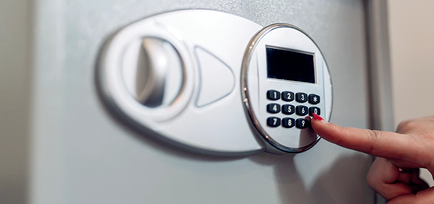 Jewelry Safe Cracking in Folsom, California